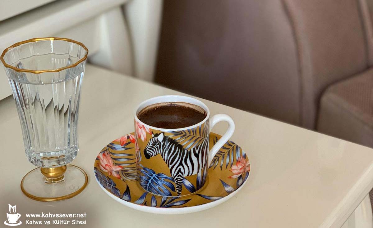 Turkish coffee and water
